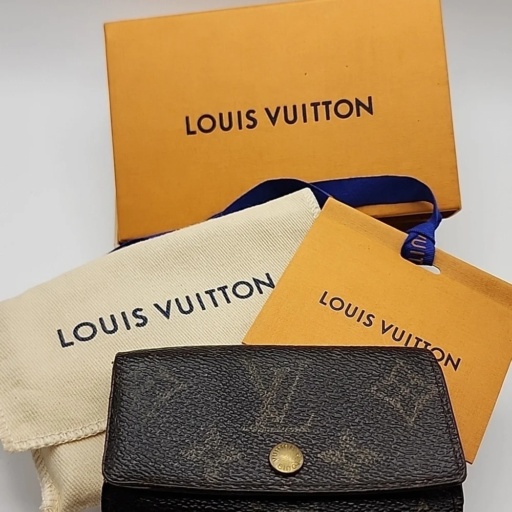 Louis Vuitton Black/Brown Key Holder Wuth Box, Card And Dust bag - Picture 4 of 17